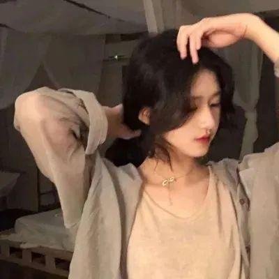 美人鱼第一季海报