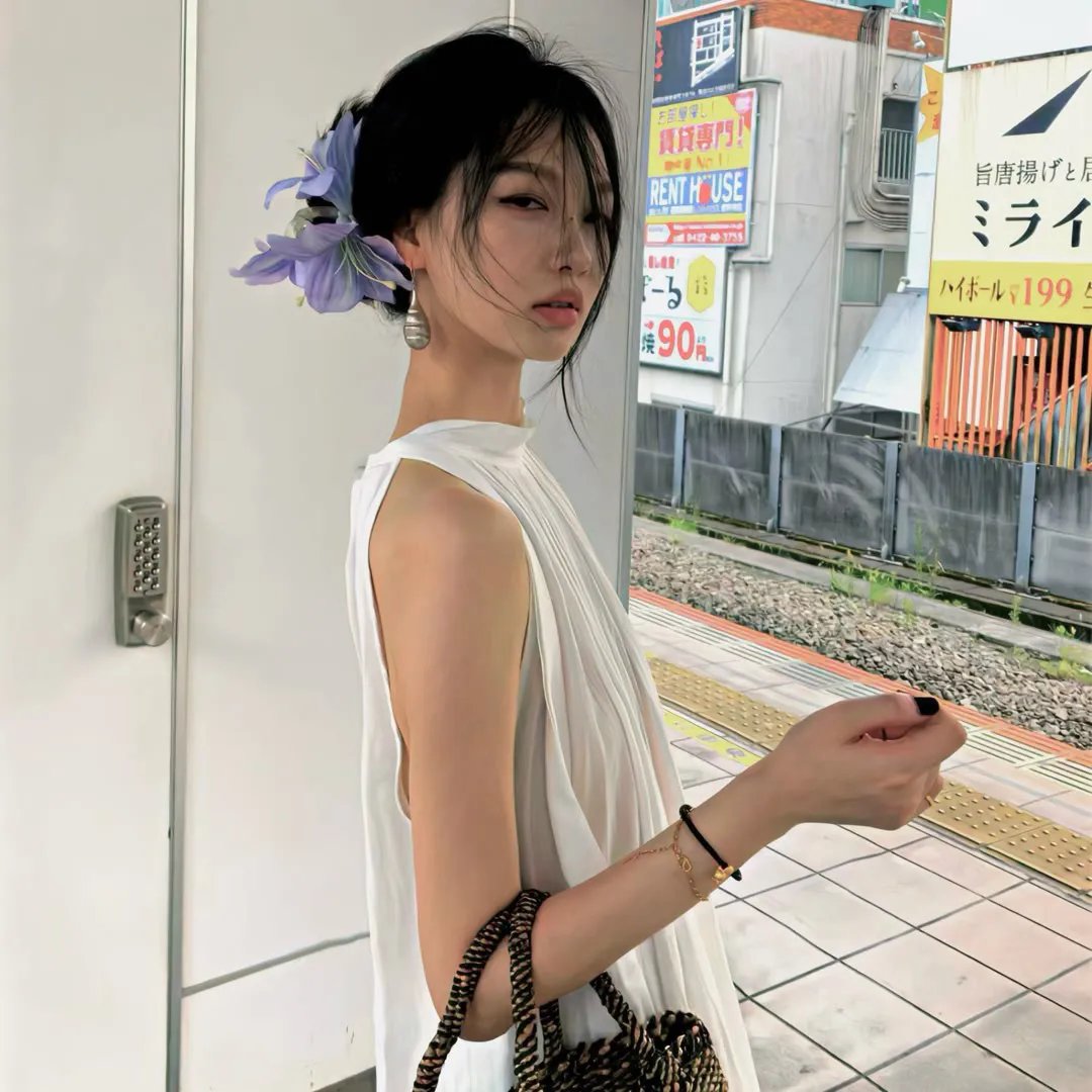 你才女巫,你全家都女巫海报